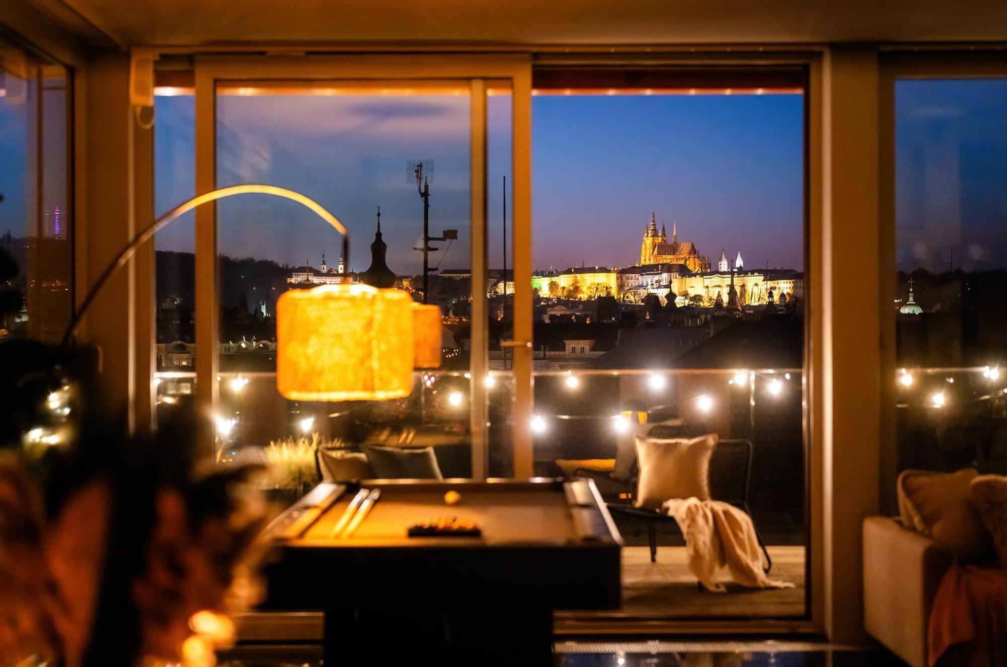 Billionaires Boutique Residence & Premium Suites, Old Town Прага Экстерьер фото
