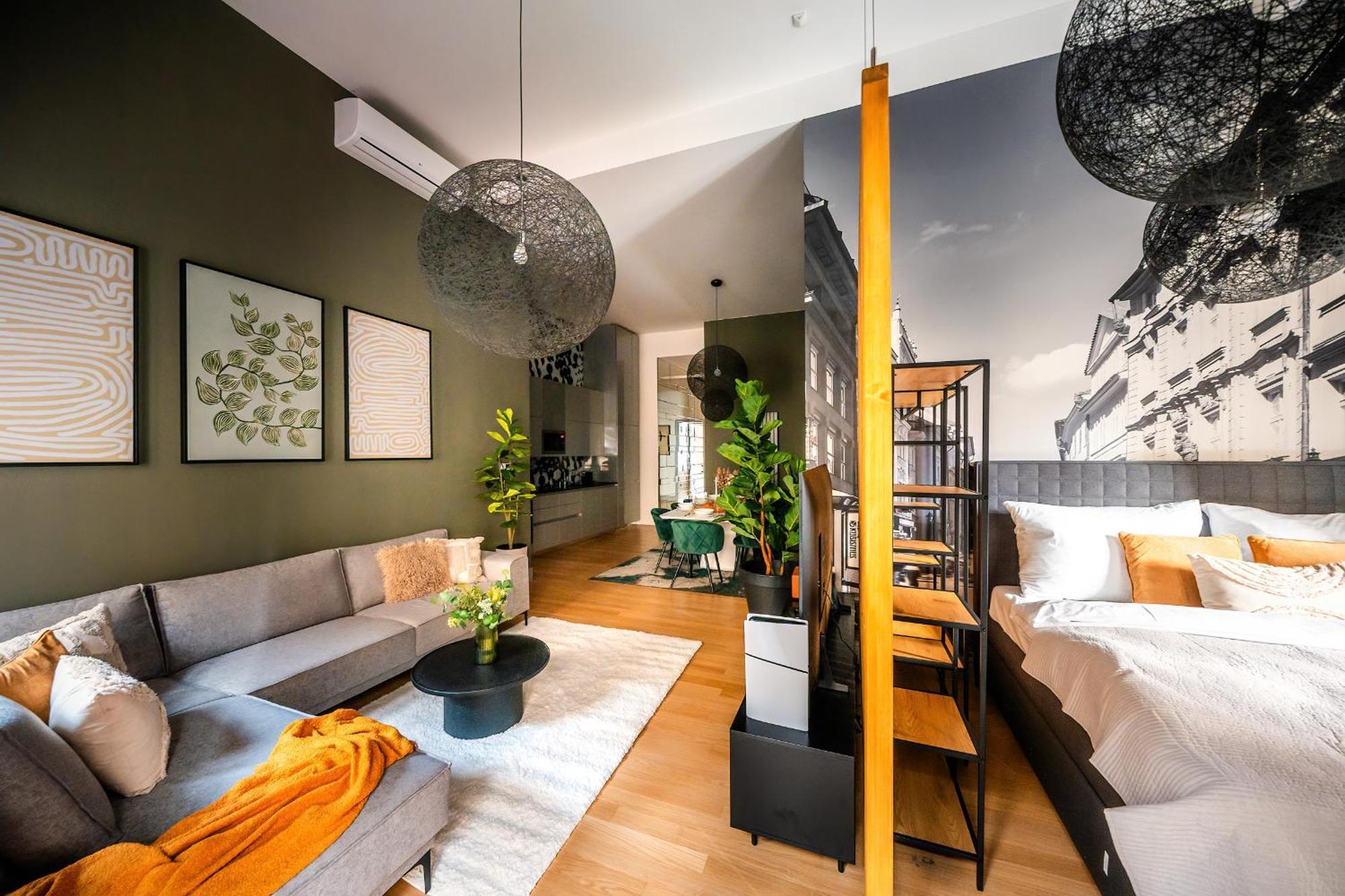 Billionaires Boutique Residence & Premium Suites, Old Town Прага Экстерьер фото